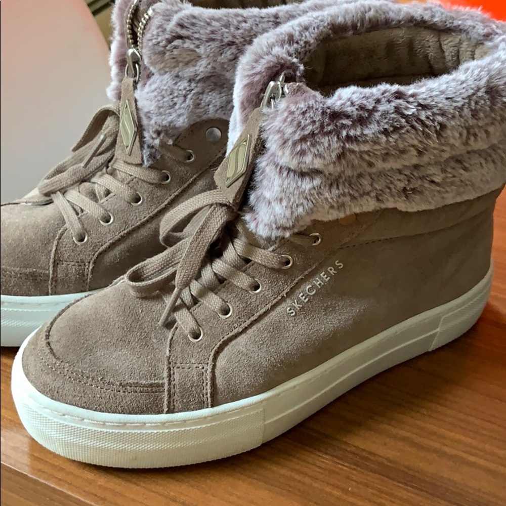 Skechers low boots